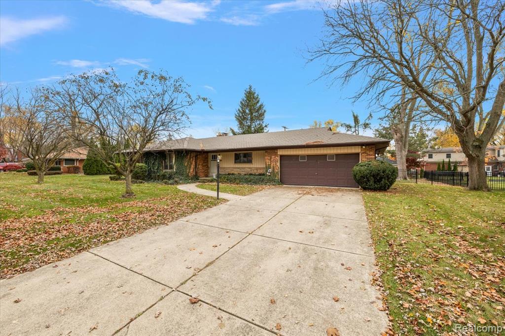 17455 Kinross Avenue, Beverly Hills, MI 48025 — Photo 3