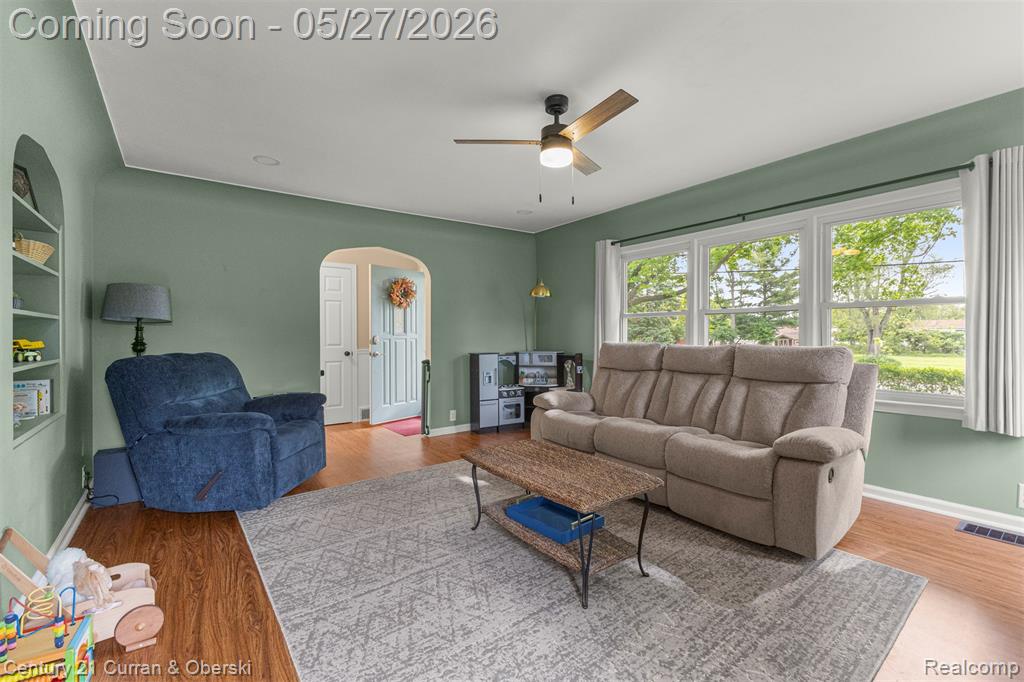 411 S Adrian Street, Tecumseh, MI 49286 — Photo 8