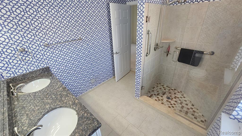 3059 Bridgewater Road, Auburn Hills, MI 48326 — Photo 26