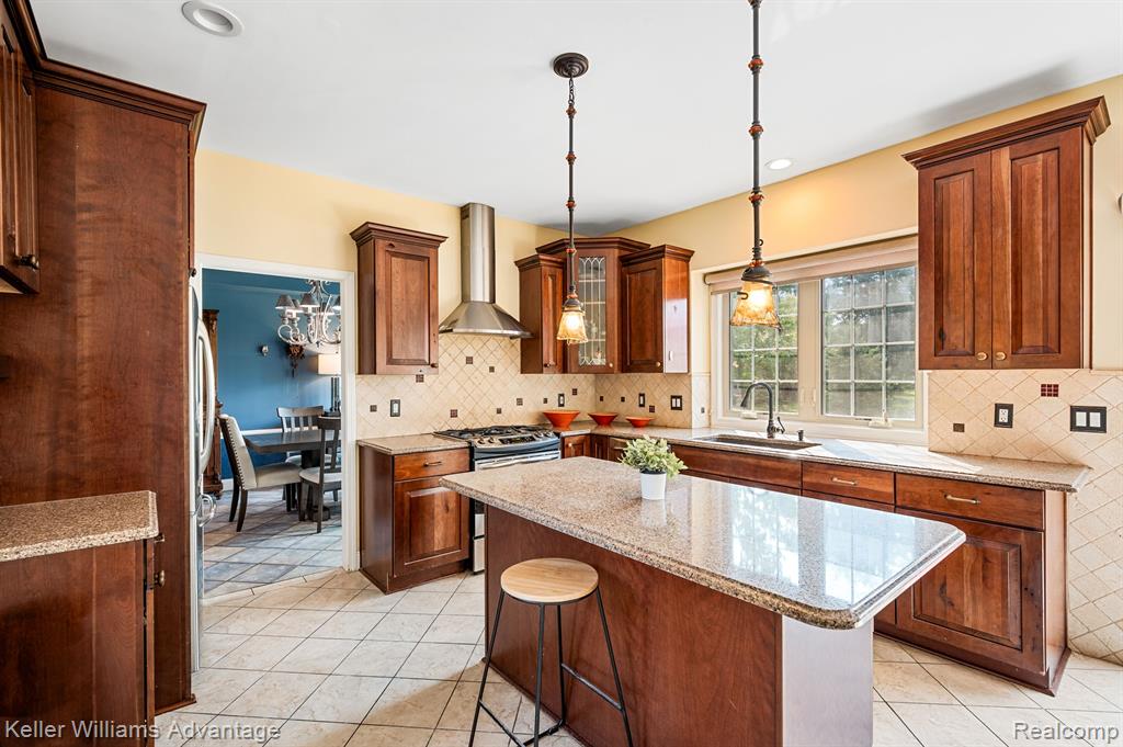 44708 FENWICK Drive, Canton, MI 48188 — Photo 13