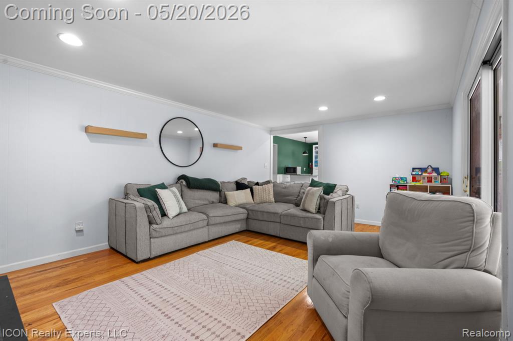 23516 Kim Drive, Clinton Twp, MI 48035 — Photo 18