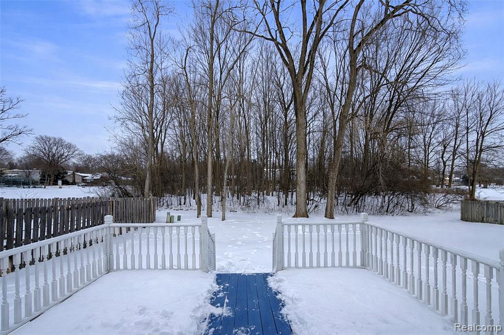 45900 Gainsborough Drive, Canton, MI 48187 — Photo 37