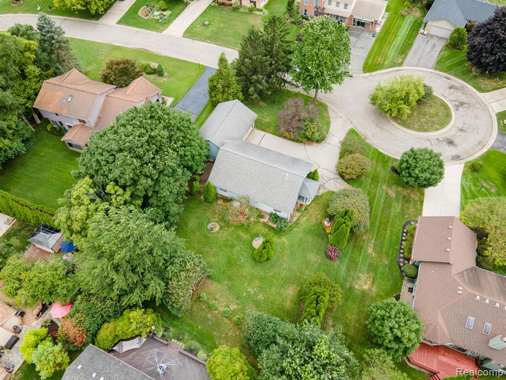 8637 Brazos Court, White Lake, MI — Photo 49