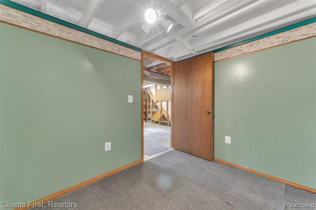 41527 Hamlin Street, Belleville, MI 48111 — Photo 25