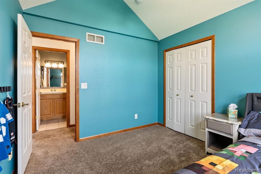 5166 CYPRESS Circle, Grand Blanc, MI 48439 — Photo 27