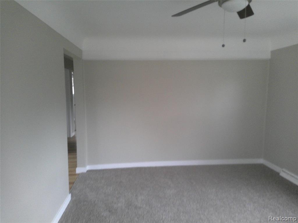 4502 Huckleberry Lane, Flint, MI 48507 — Photo 7