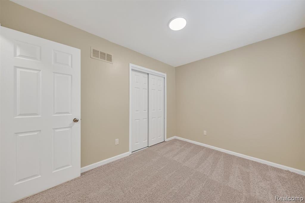 15654 Isabelle Street, Romulus, MI 48174 — Photo 14