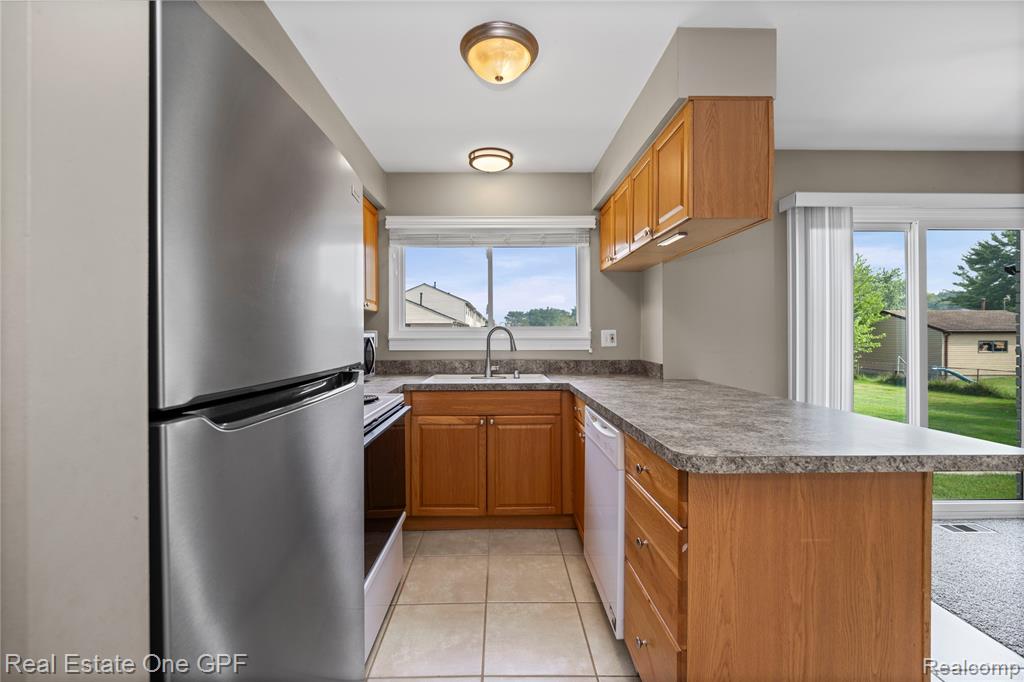 48558 Sugarbush, Chesterfield, MI 48047 — Photo 14