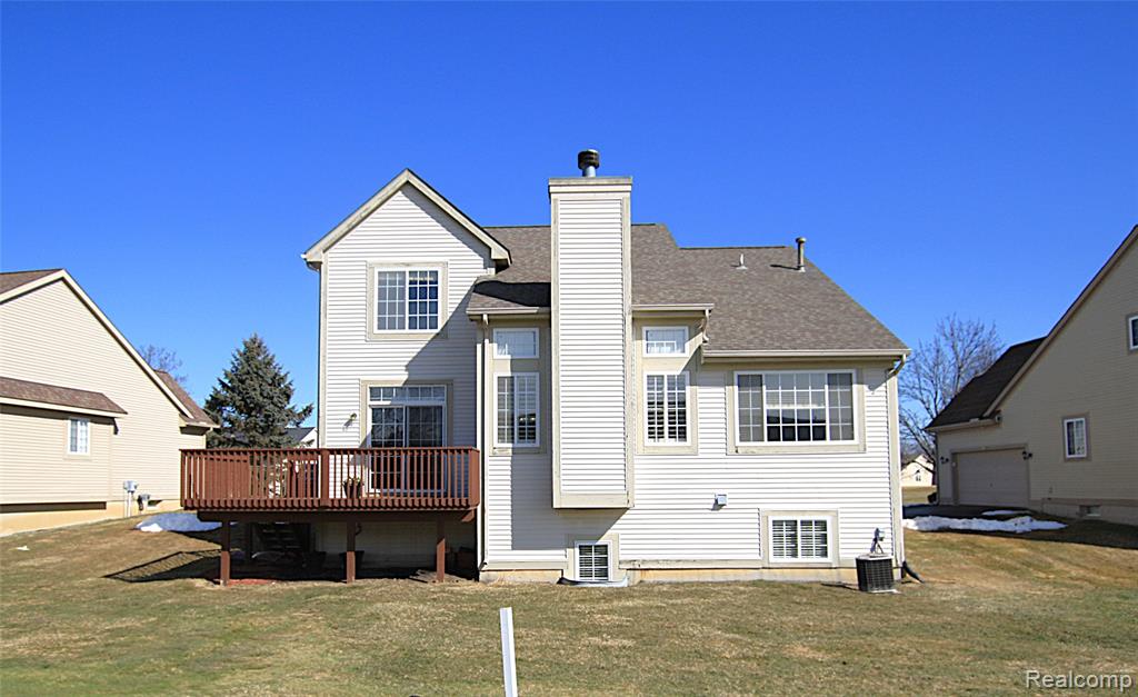 11152 Woodfield Parkway, Grand Blanc, MI 48439 — Photo 5