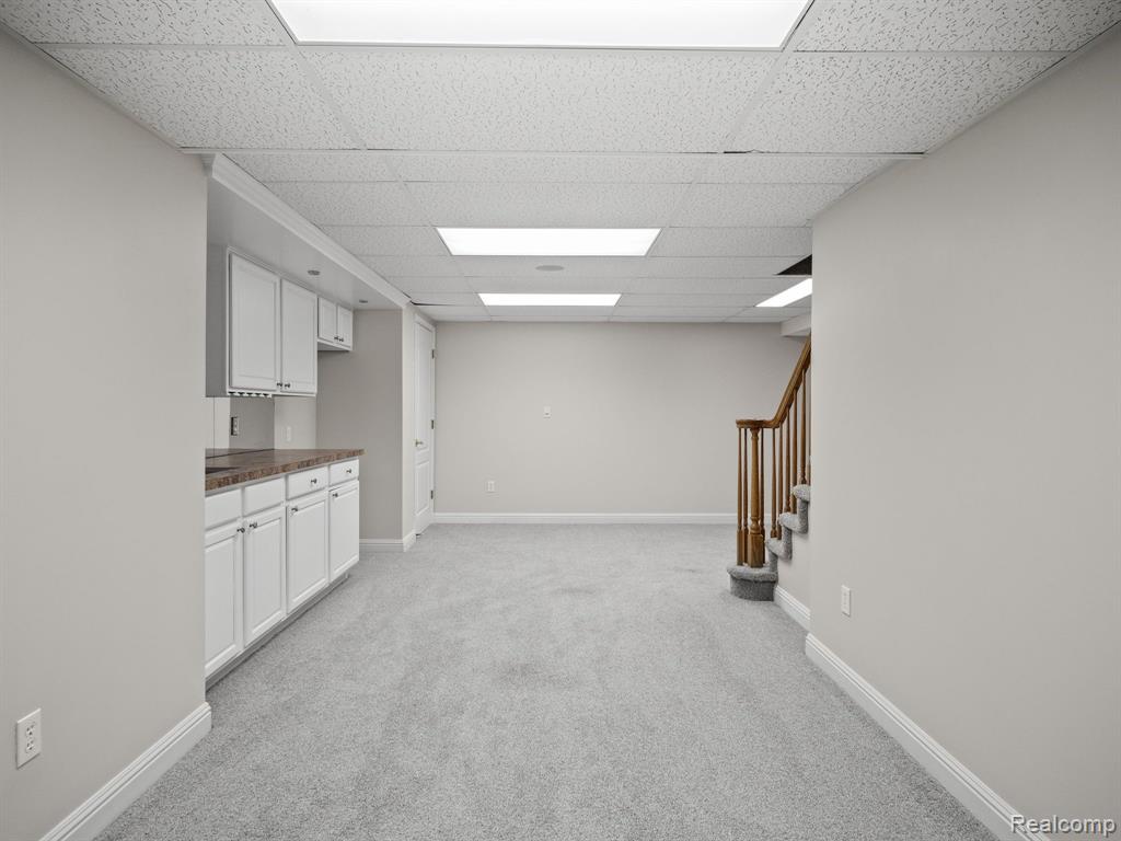 730 RED MAPLE Lane, Wixom, MI 48393 — Photo 22