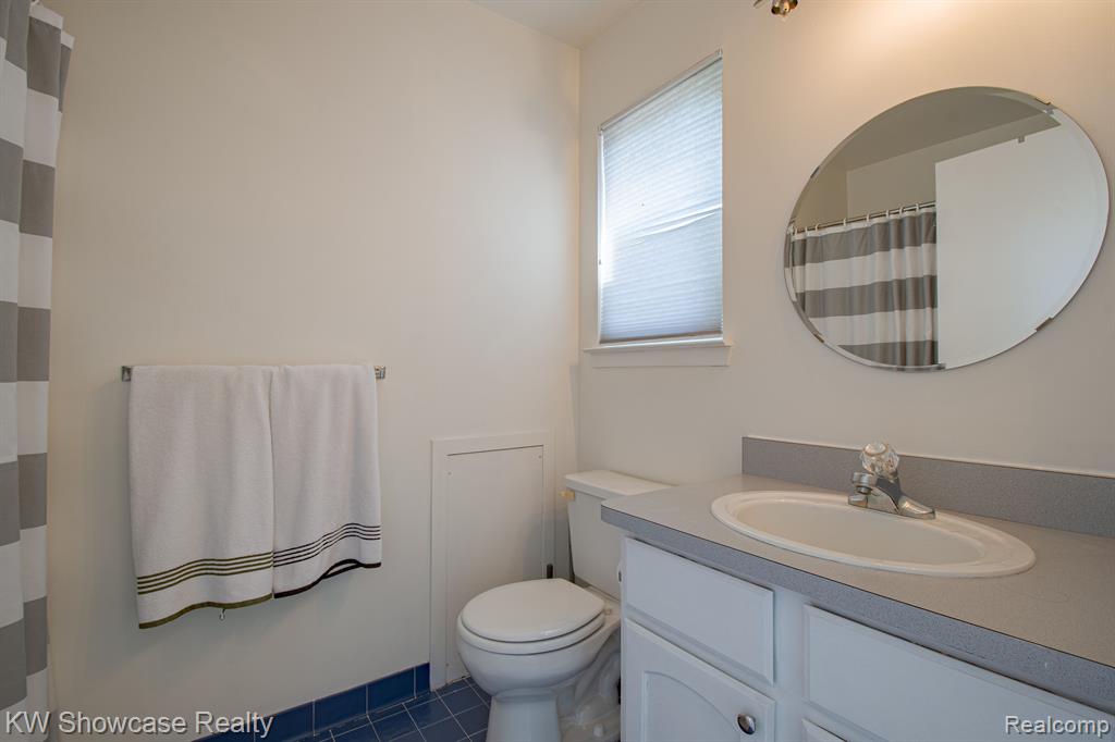 1420 POND VIEW, Wixom, MI 48393 — Photo 9