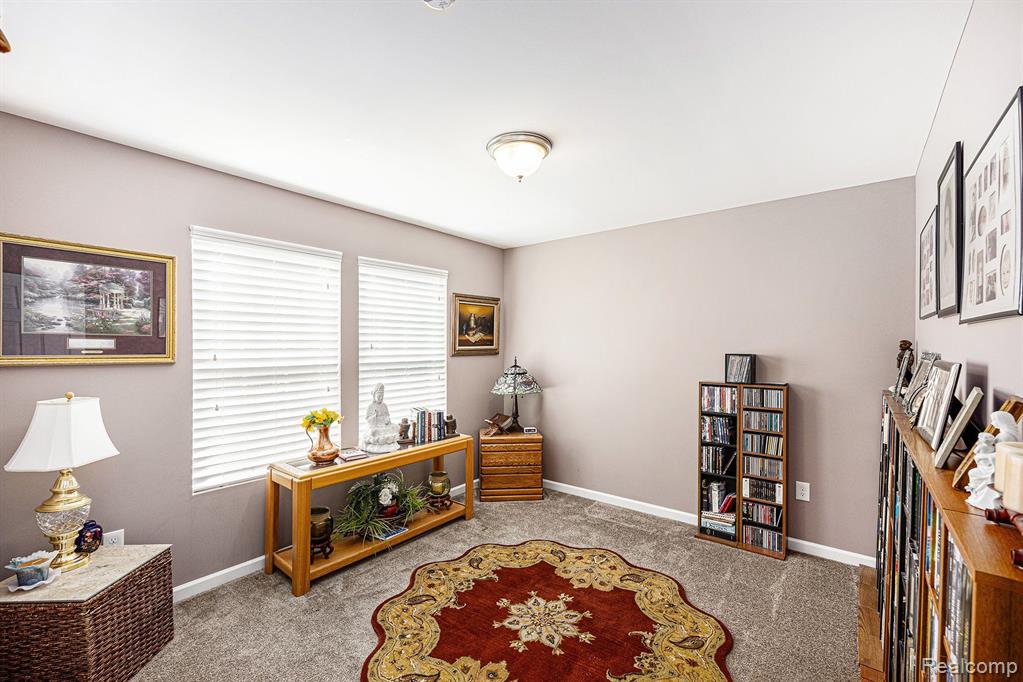 754 AUTUMN VALLEY Drive, Ortonville, MI 48462 — Photo 12
