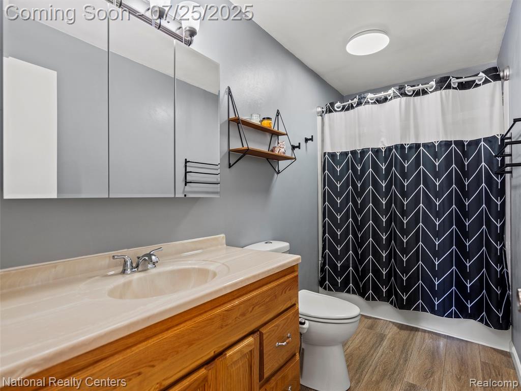 407 Crescent Avenue, Holly, MI 48442 — Photo 17
