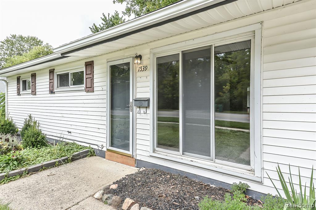 1539 GROVE Road, Ypsilanti, MI 48198 — Photo 6