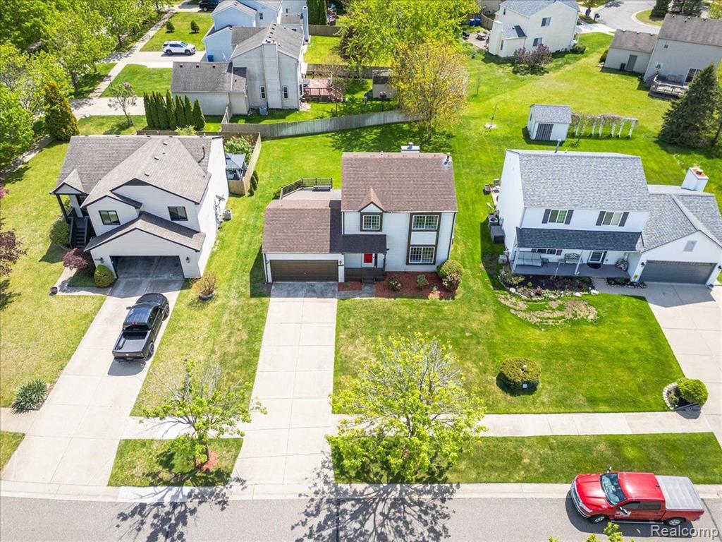4525 STREAMSIDE Trail, Waterford, MI 48329 — Photo 29