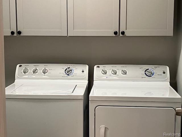 6493 Club Court E, Grand Blanc, MI 48439 — Photo 12