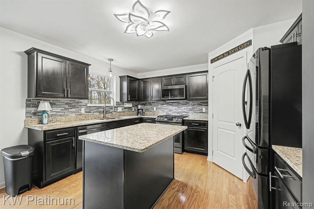 58612 Virginia Circle, New Haven, MI 48048 — Photo 9
