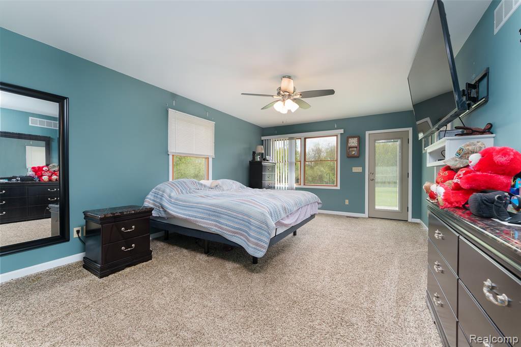 5753 Gregory Road, Gregory, MI 48137 — Photo 13