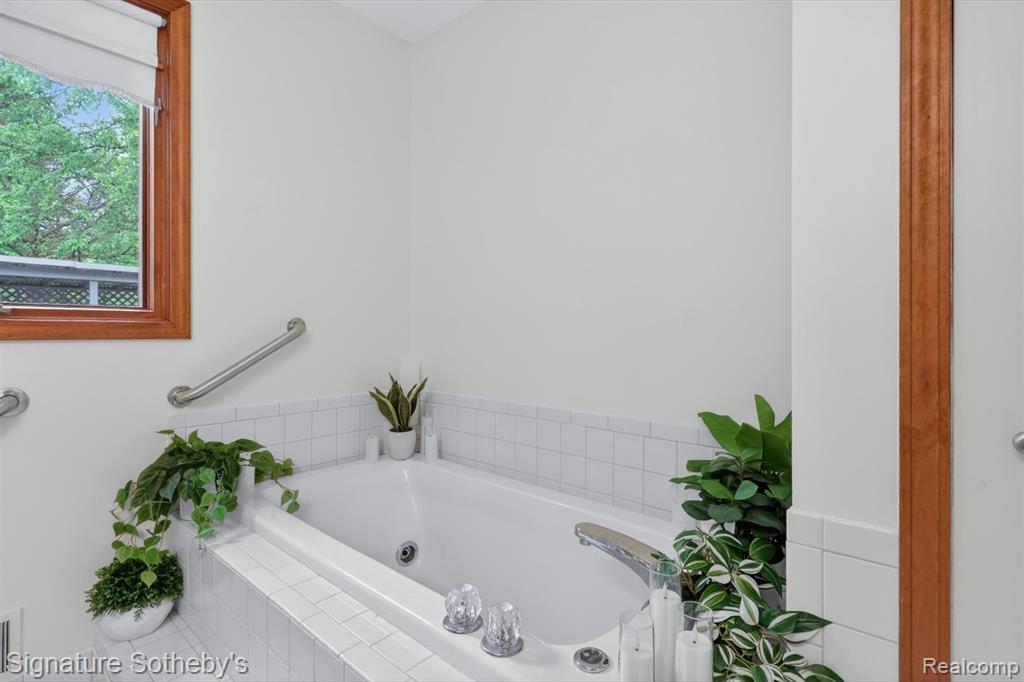 2240 Hidden Lake Trail, Ortonville, MI 48462 — Photo 26