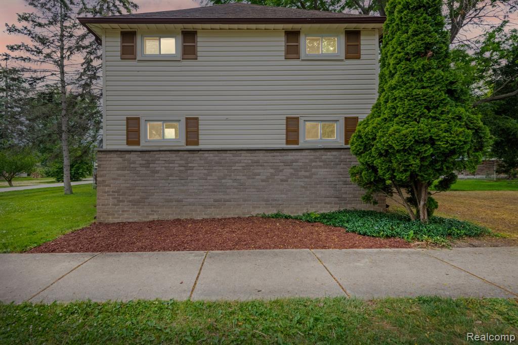 7993 CHURCH Road, Grosse Ile, MI 48138 — Photo 2
