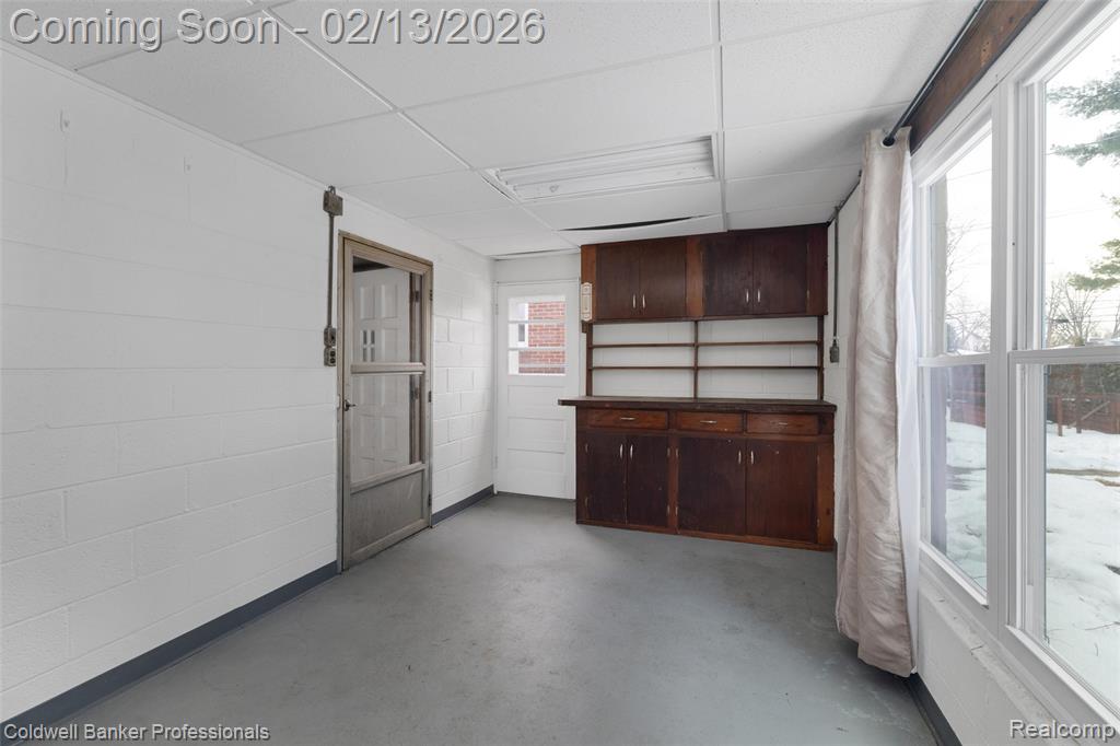 6821 N Lafayette Street, Dearborn Heights, MI 48127 — Photo 38