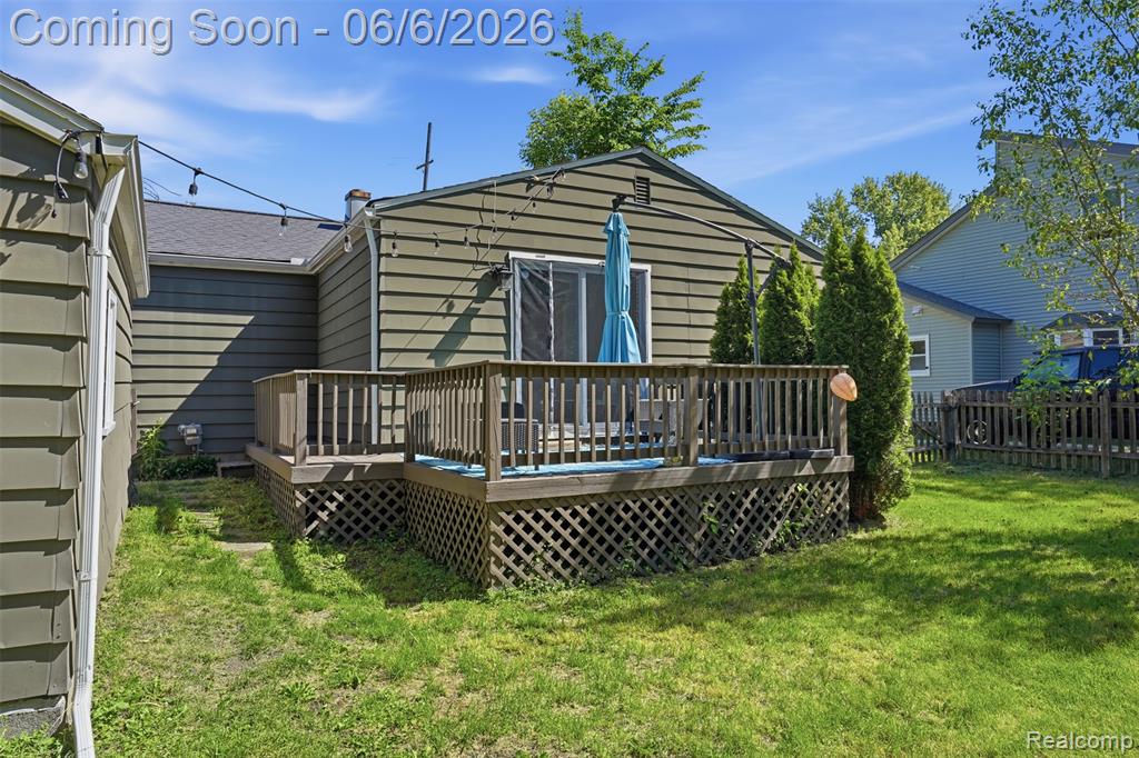 425 W Caroline Street, Fenton, MI 48430 — Photo 20
