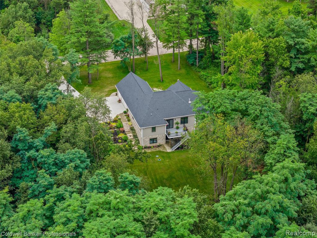 3320 Acorn Grove Court, Ortonville, MI 48462 — Photo 45