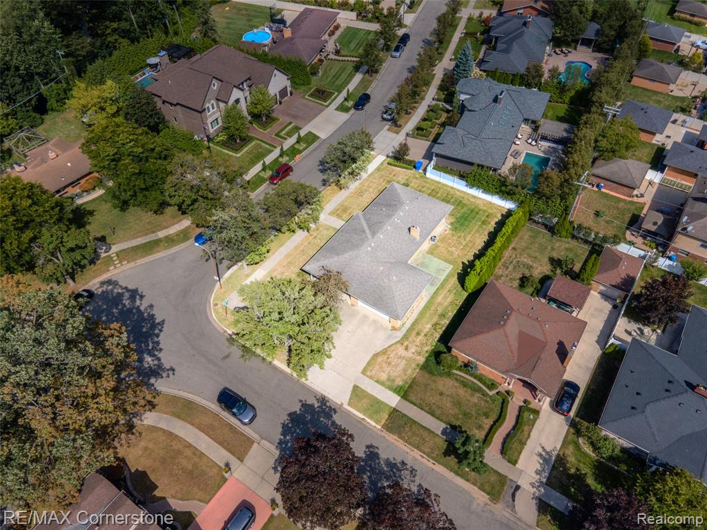 5760 Linden Drive, Dearborn Heights, MI 48127 — Photo 39