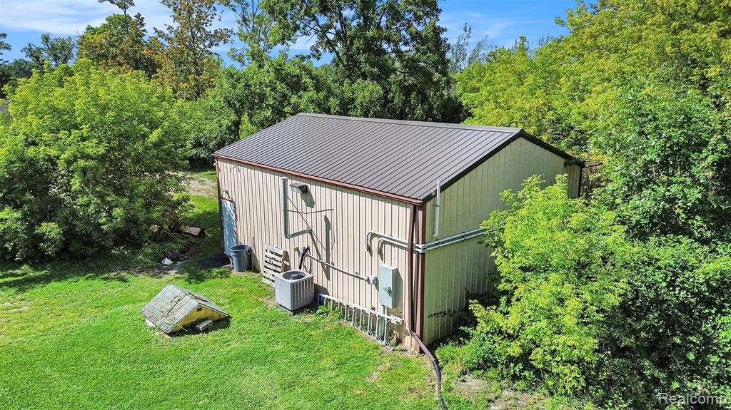 3361 S Center Road, Burton, MI 48519 — Photo 5