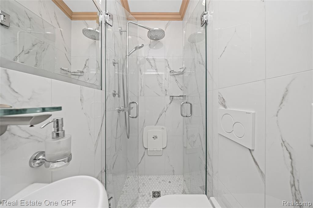 16904 Saint Paul Street, Grosse Pointe, MI 48230 — Photo 16