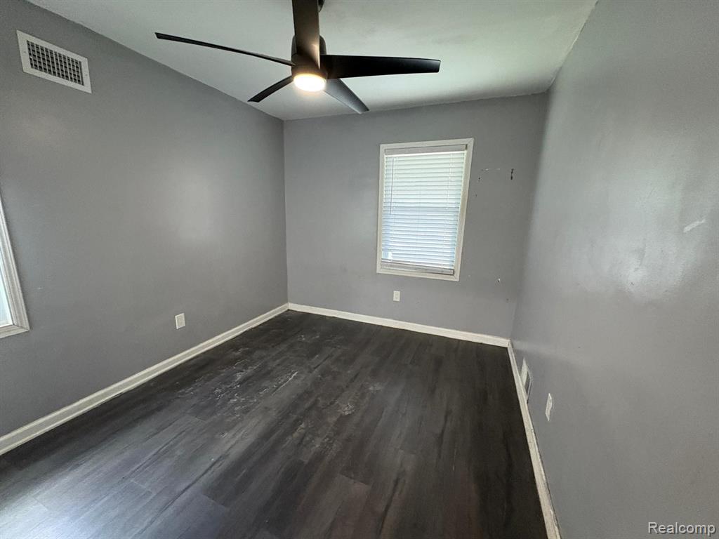 9965 ASBURY Park, Detroit, MI 48227 — Photo 14