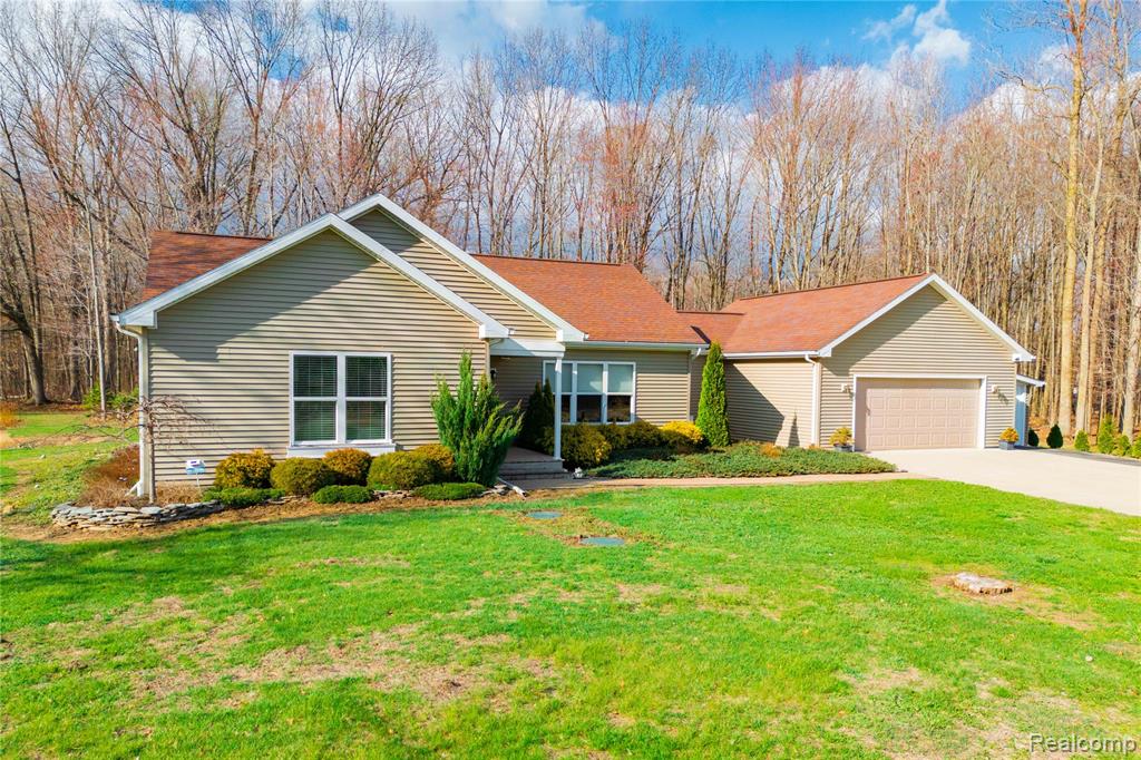 40880 Willis Road, Belleville, MI 48111 — Photo 33