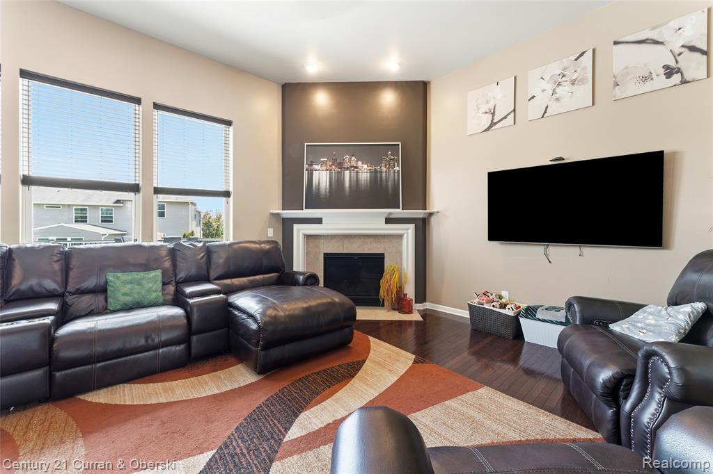 24986 Carriage Lane, South Lyon, MI 48178 — Photo 4