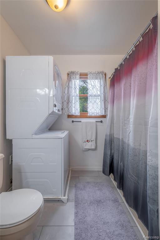 1704 Lakewood Circle, Lapeer, MI, 48446