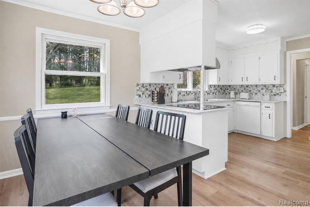 2300 Old Plank Road, Milford, MI 48381 — Photo 14