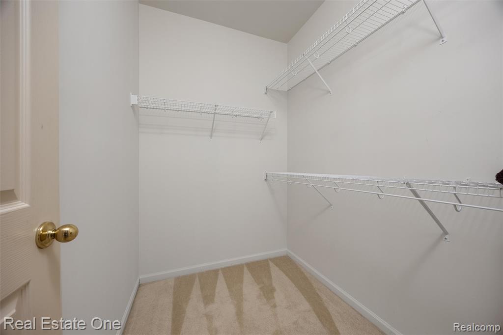 4104 Chesapeake Circle, Walled Lake, MI 48390 — Photo 13