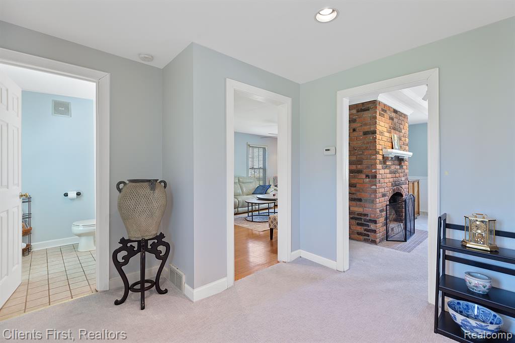 9350 BYROMAR Lane, Grosse Ile, MI 48138 — Photo 6