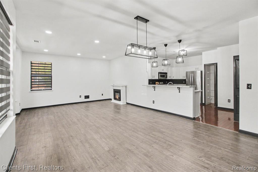 47547 Ormskirk Drive, Canton, MI 48188 — Photo 6