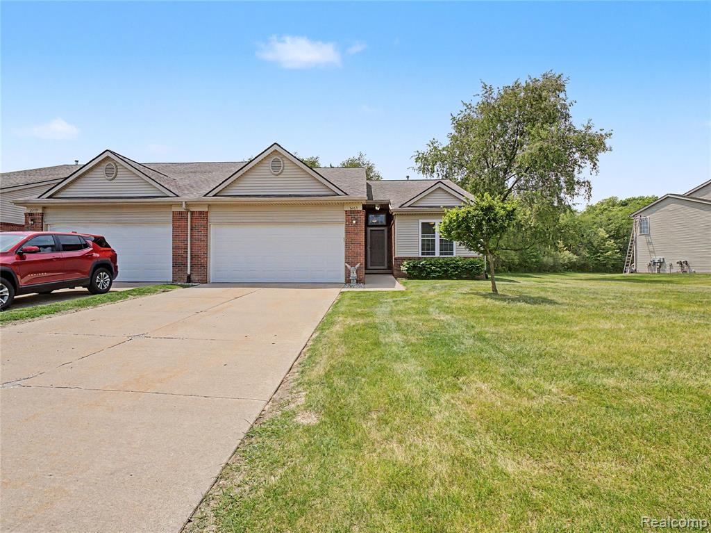 2263 Crystal Crossing Drive, Howell, MI 48843 — Photo 2