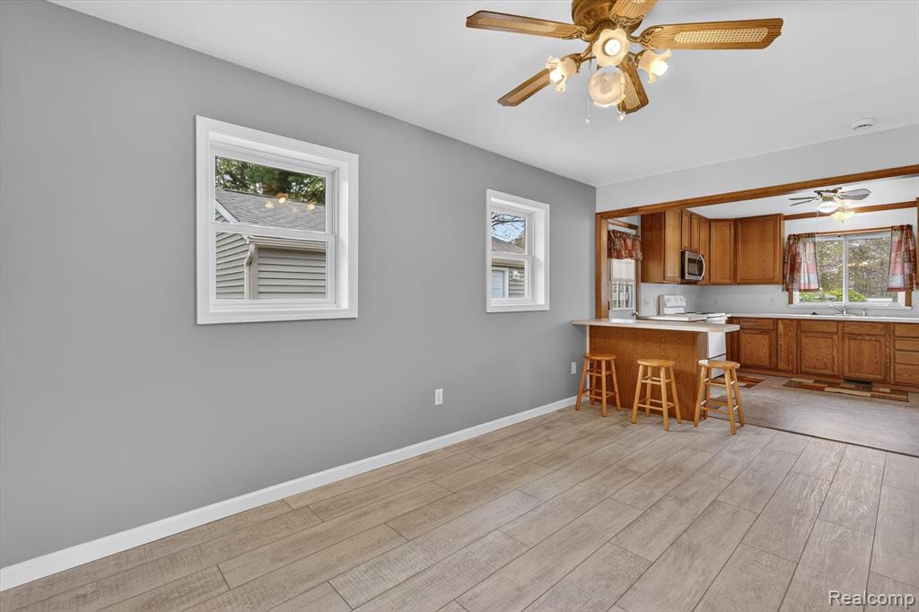 403 Pond Street, Pinckney, MI 48169 — Photo 10
