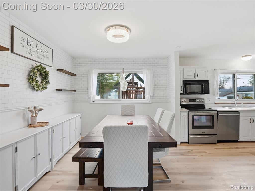 40326 William Drive, Sterling Heights, MI 48313 — Photo 14