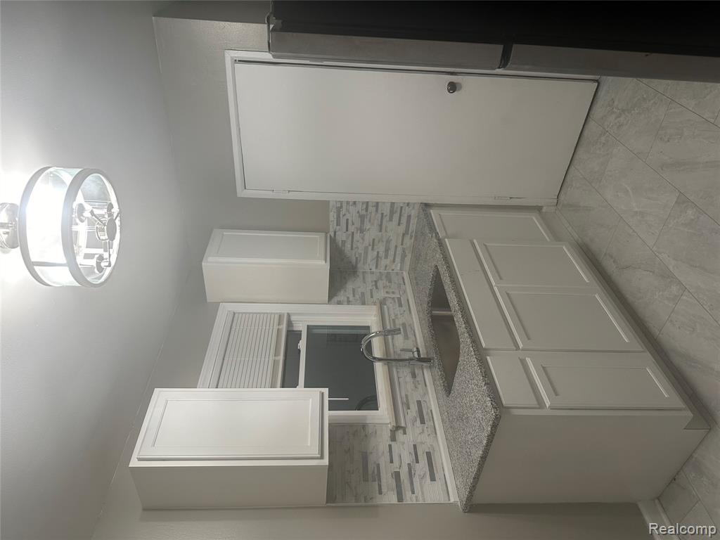 20065 Southfield Road - Photo 4