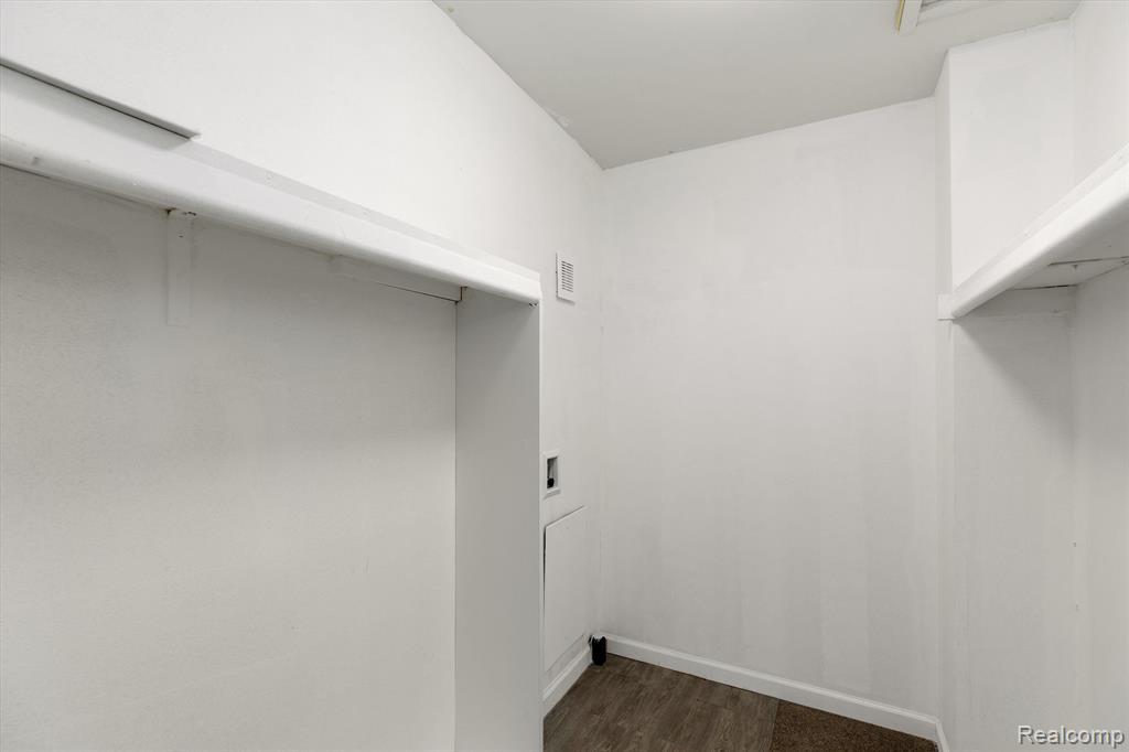 40160 NEWPORT Drive, Plymouth, MI 48170 — Photo 18