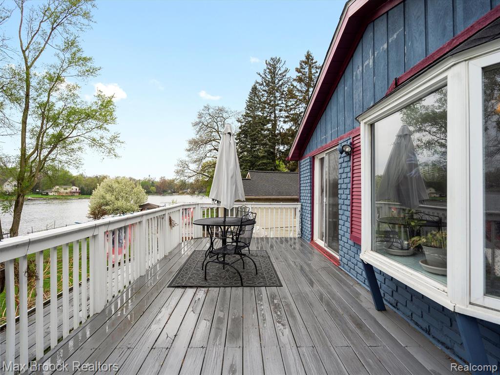 9431 MANDON Road, White Lake, MI — Photo 24
