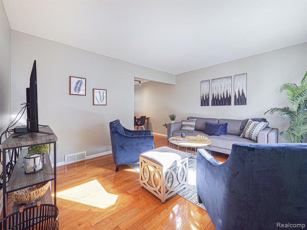 421 S 7TH Street, Ann Arbor, MI 48103 — Photo 13