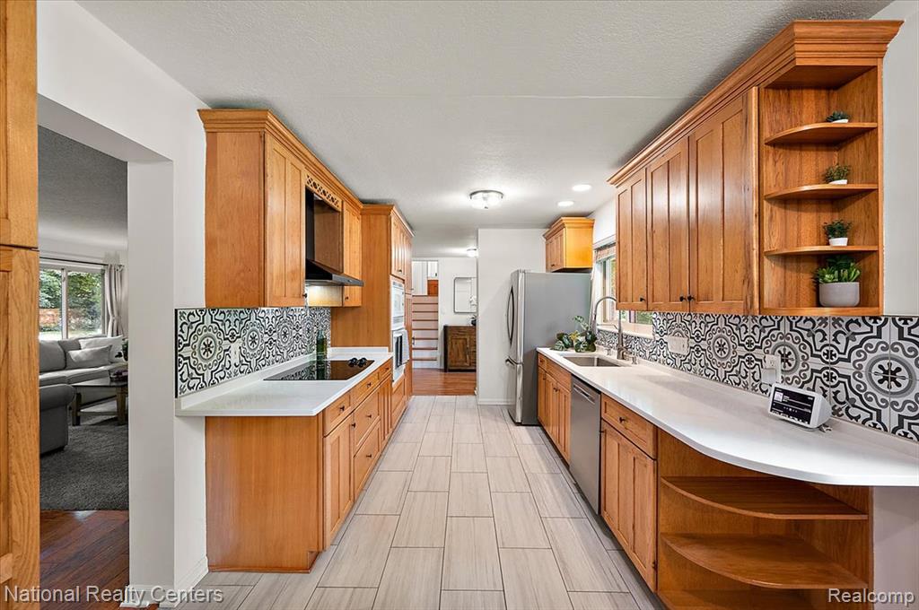 21201 E Chigwidden Street, Northville, MI 48167 — Photo 17