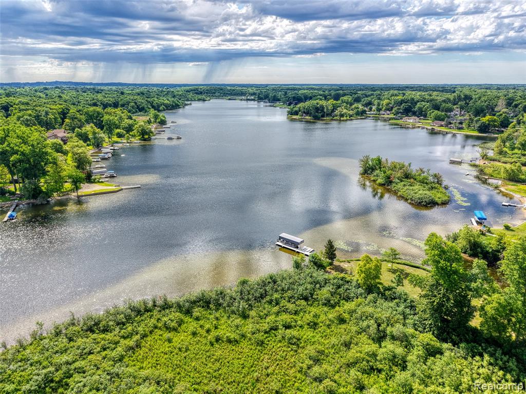 423 Sunset, White Lake, MI 48383 — Photo 59