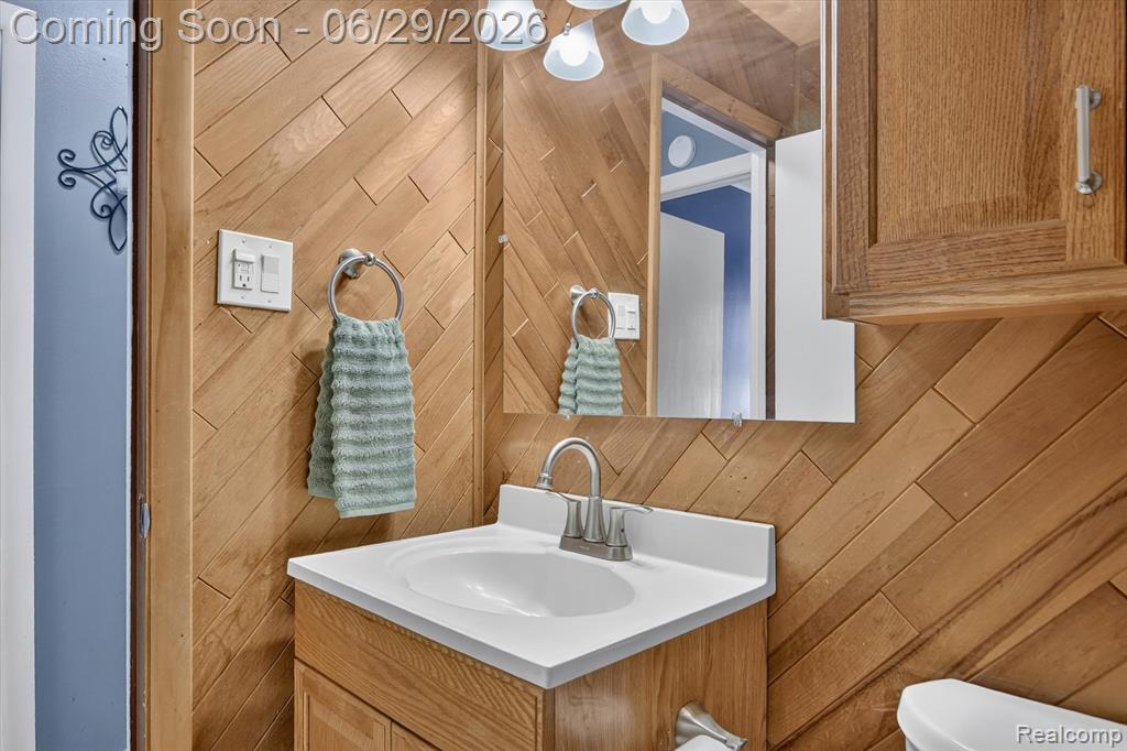 672 8th Street, Wyandotte, MI 48192 — Photo 20