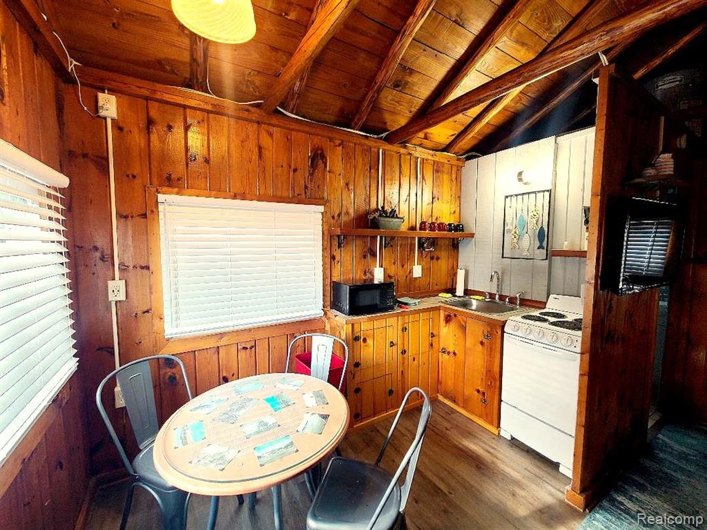 7710 N Us Highway 23, Oscoda, MI 48750 — Photo 41
