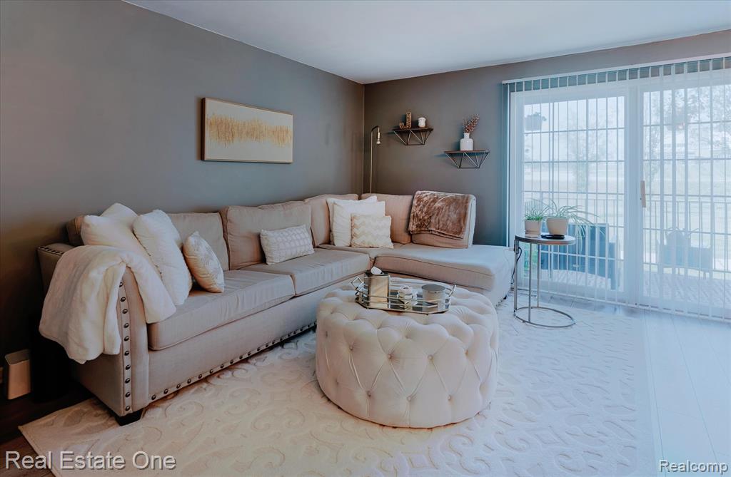 430 Fox Hills Drive N, A-1, Bloomfield Hills, MI 48304 — Photo 12
